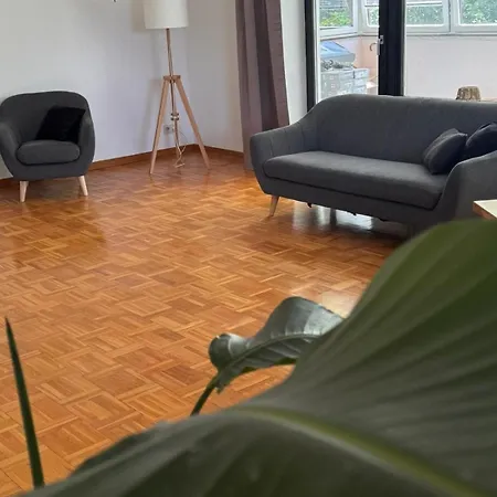 Ferienwohnung, Aust Zell an der Mosel