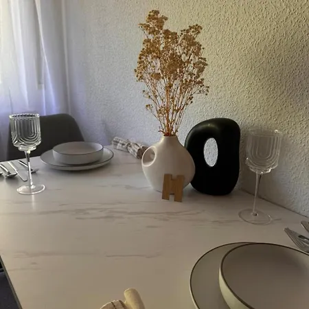 Apartman Ferienwohnung, Aust